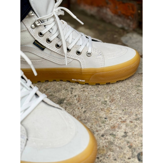 Зимние Кеды Vans MTE Sk8-Hi Waterproof Insulated VN000DAQ9DH1 (white-gum)
