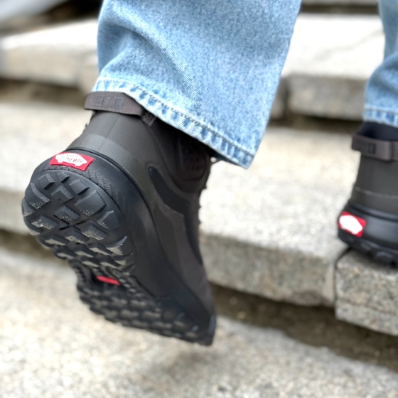 Кроссовки Vans MTE Crosspath Mid VN000CVVEMQ1 (washed black)