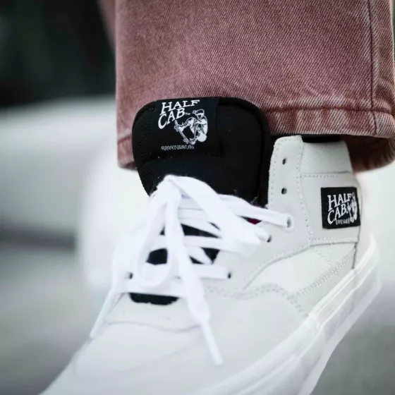Кеды Vans Skate Half Cab VN0A5FCDYB2 (white-black)