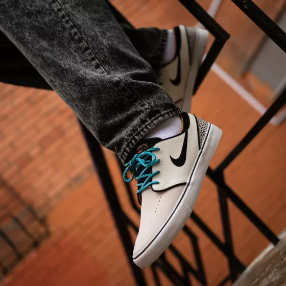 Кеды Nike SB Zoom Janoski Og+ FZ1234-001 (phantom-chlorine blue-black)