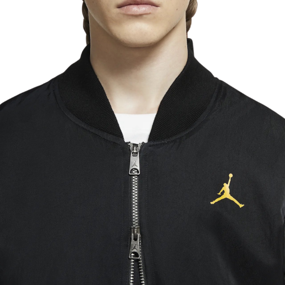Бомбер Jordan Legacy 2 Lightweight Bomber Jacket DN3406-010 (black)