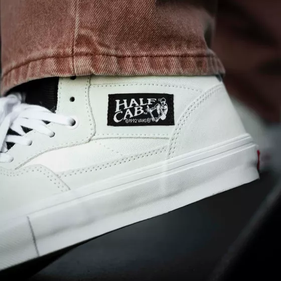 Кеды Vans Skate Half Cab VN0A5FCDYB2 (white-black)