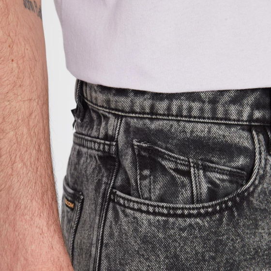 Джинсы Volcom Billow Tapered A1912301LAB (light acid black)