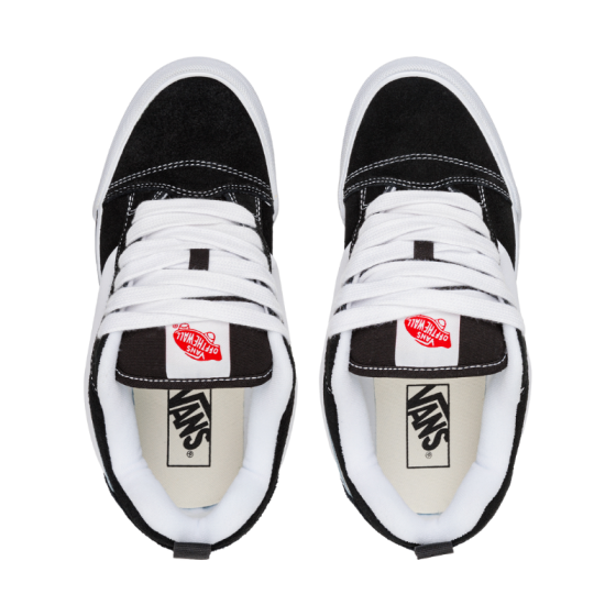Кеды Vans Knu Skool VN0009QC6BT (black-true white)