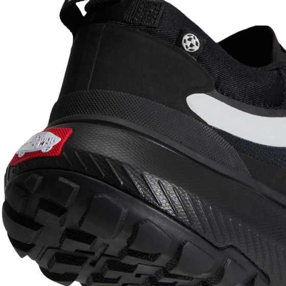 Кроссовки Зимние Vans MTE Crosspath VN000CVUBLK1 (reflective black)