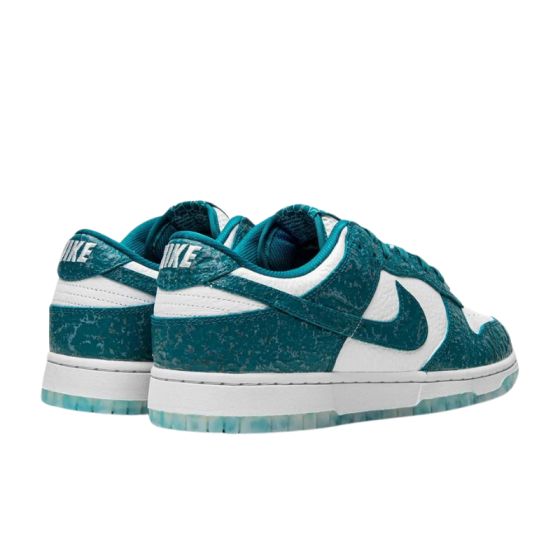 Кроссовки Женские Nike Dunk Low DV3029-100 (summit white-bright spurce)