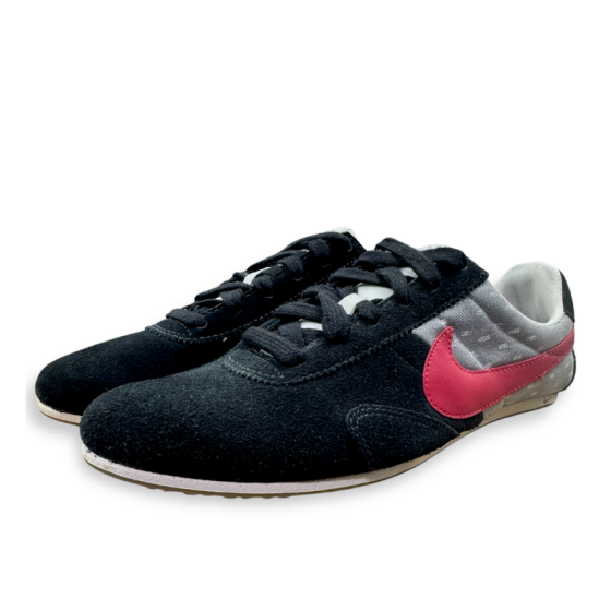 Кроссовки женские Nike Wmns Montreal Racer LT T 555298-002 (blk-hyper red)