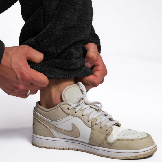 Штаны Hardlunch Fur Pants 8024000021 (черный)