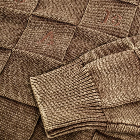 Свитер Magamaev Squared Sweater maga24-sqrdswtrbrw (brown dyed)