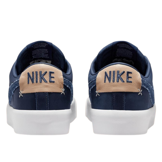 Кеды Nike SB Zoom Blazer Low Pro GT Prm DM8890-400 (midnight blue-white-eraser biege)