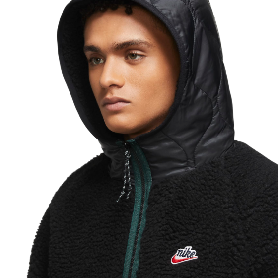 Куртка Nike Heritage Insulated Jacket CU4446-010 (black-pro green)