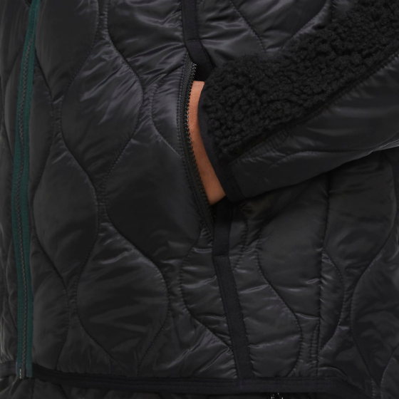 Куртка Nike Heritage Insulated Jacket CU4446-010 (black-pro green)