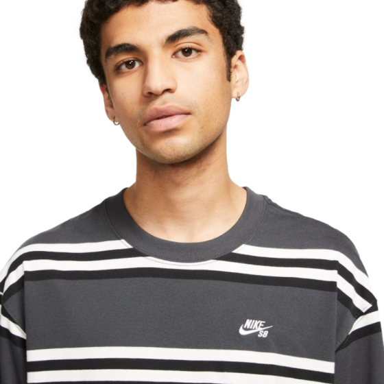 Футболка Nike SB YD Stripe Tee DD1320-070 (dark smoke grey)