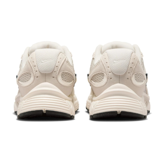 Кроссовки Женские Nike V5 Rnr Suede II6294-100 (light orewood brown-pale ivory)