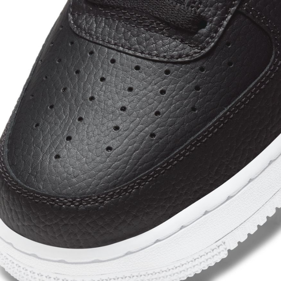 Кроссовки Nike Air Force 1 07 CT2302-002 (black-white)