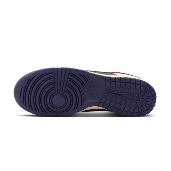 Кроссовки Nike Dunk Low Retro FV8106-361 (fir-team red-coconut milk)