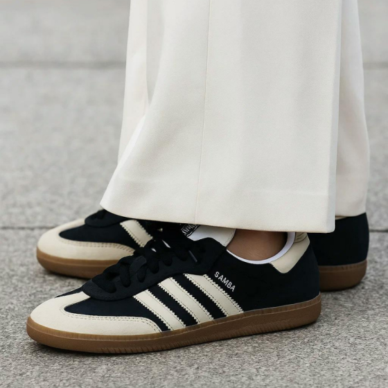 Кроссовки Женские adidas Originals Samba OG IE5836 (black-wonder white)