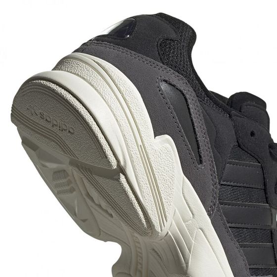 Кроссовки adidas Originals Yung-96 EE7245 (core black-off white)