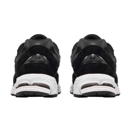Кроссовки New Balance 2002R M2002RBK (black-phantom-gunmetal)