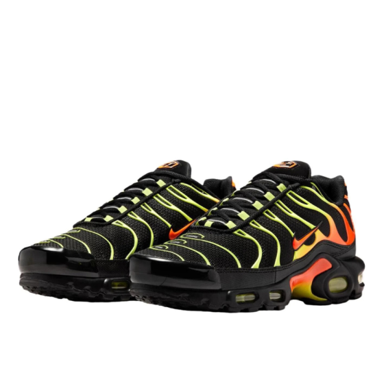 Кроссовки Nike Air Max Plus DM0032-028 (black-lightening orange)