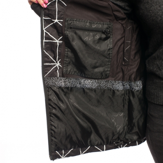 Куртка сноубордическая женская Nikita Slush j911610 (black)