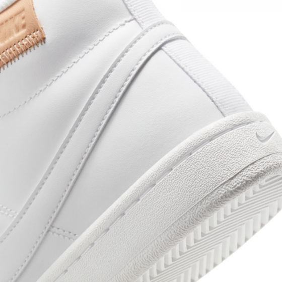 Nike court royale women's all white discount