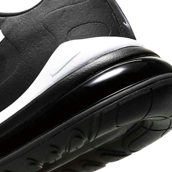 Кроссовки Nike Nike Air Max 270 React CI3866-004 (black-white-black)