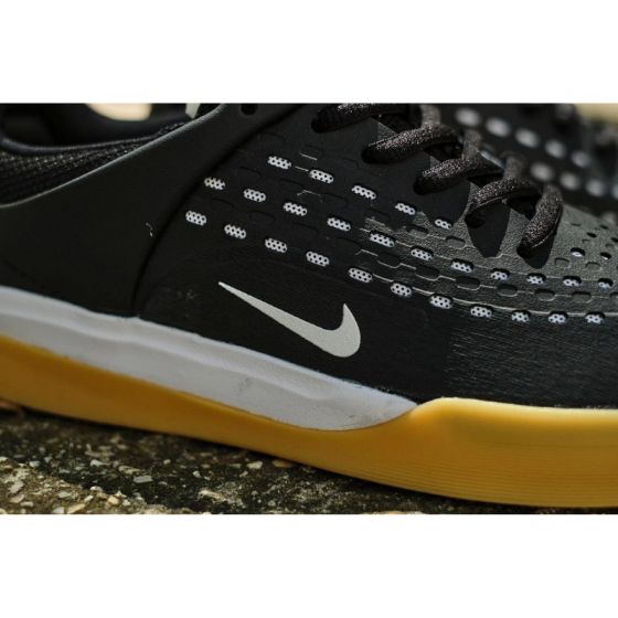 Кеды Nike SB Zoom Nyjah 3 DV7896-001 (black-white)